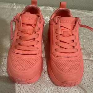 Skechers Bright Coral Lace-Up Sneakers
